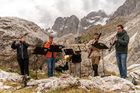 Tra note, nebbie e bisticci con il vento il viaggio musicale nel contemporaneo dell’Euyo Wind Quintet 