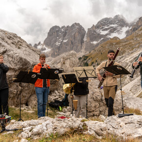 Tra note, nebbie e bisticci con il vento il viaggio musicale nel...
