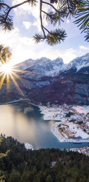 Lago di Molveno Inverno ph Frizzera | © Lago di Molveno Inverno ph Frizzera