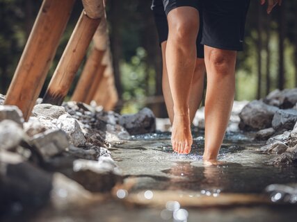 Barefoot sensory path Fata Gavardina | © 2023_APTGARDADOLOMITI_PRUGNOLA