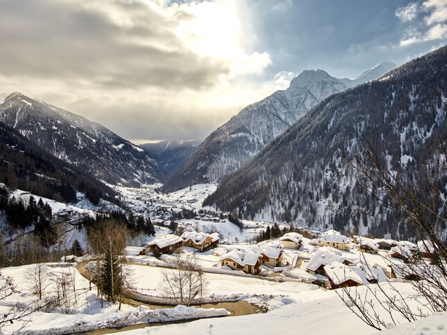 Cross-Country Skiing Rabbi