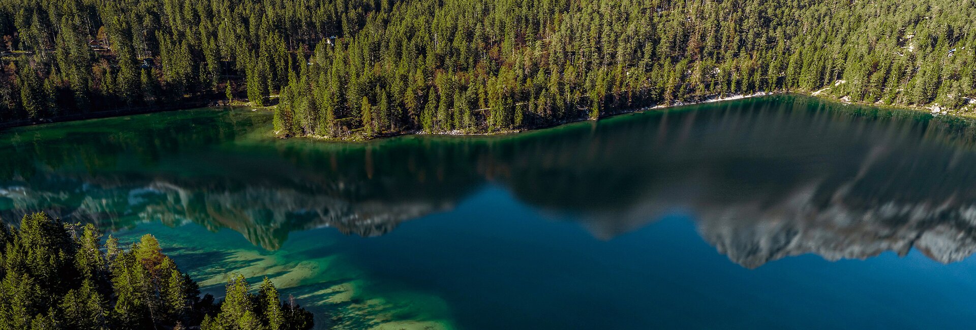 Lake Tovel - The legend of the red lake
