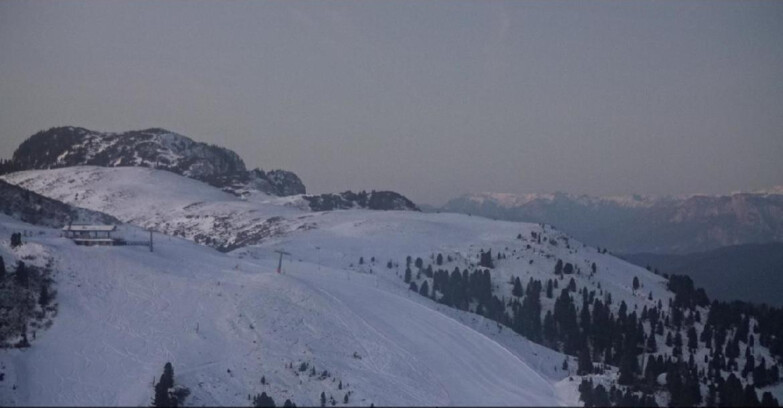 Webcam Pampeago  - Predazzo -  Obereggen - Chair lift Monte Agnello