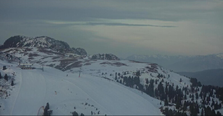 Webcam Pampeago  - Predazzo -  Obereggen - Chair lift Monte Agnello