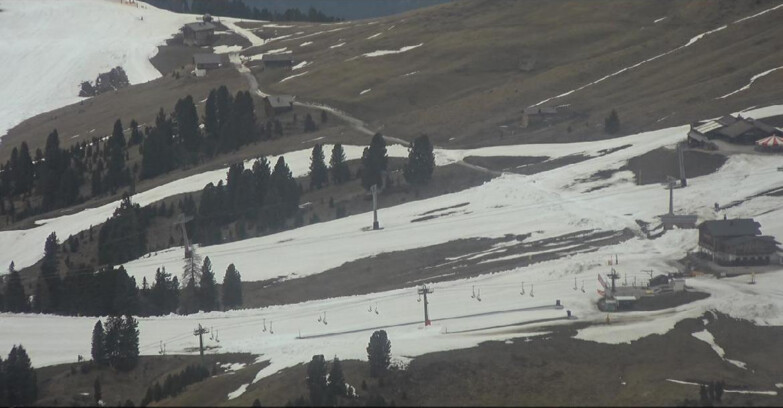 Webcam Pampeago  - Predazzo -  Obereggen - Mountain huts Zischg and Ganischger