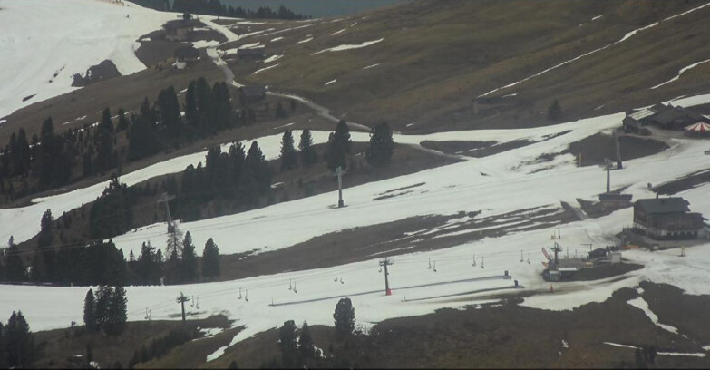 Webcam Pampeago  - Predazzo -  Obereggen - Mountain huts Zischg and Ganischger