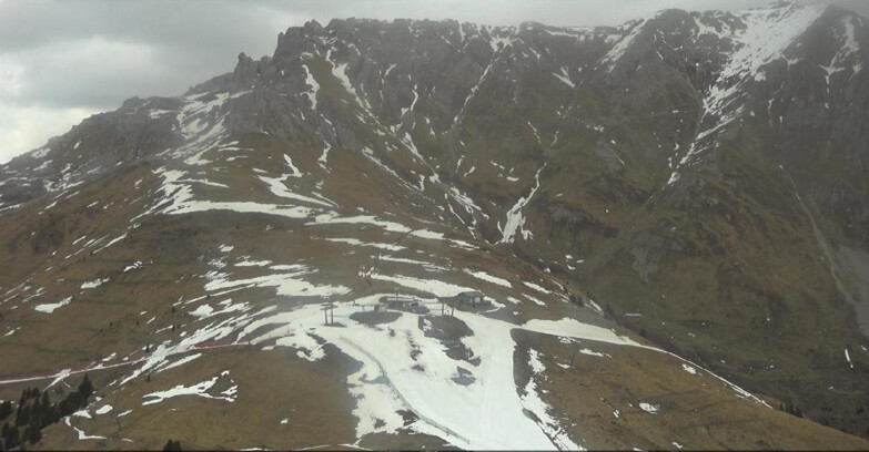 Webcam Pampeago  - Predazzo -  Obereggen - Mountain hut Passo Feudo