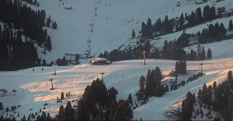 Webcam Pampeago  - Predazzo -  Obereggen - Latemar Berghütte