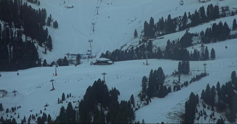 Webcam Pampeago  - Predazzo -  Obereggen - Latemar Berghütte