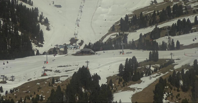 Webcam Пампеаго - Предаццо - Оберегген	 - Mountain hut Latemar