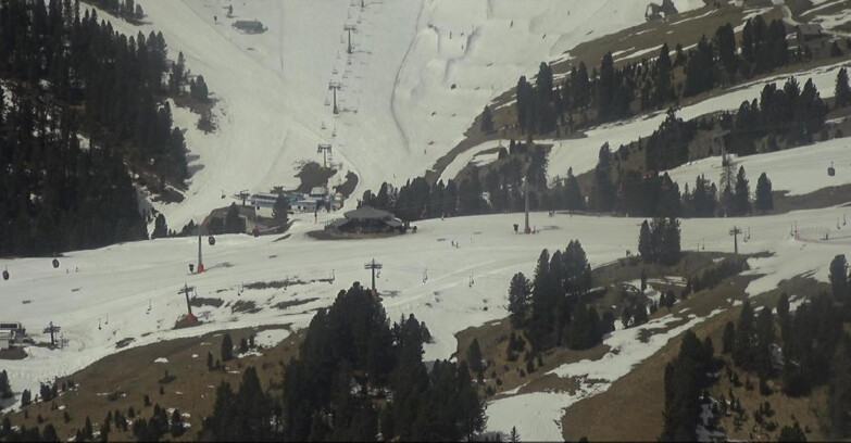 Webcam Пампеаго - Предаццо - Оберегген	 - Mountain hut Latemar