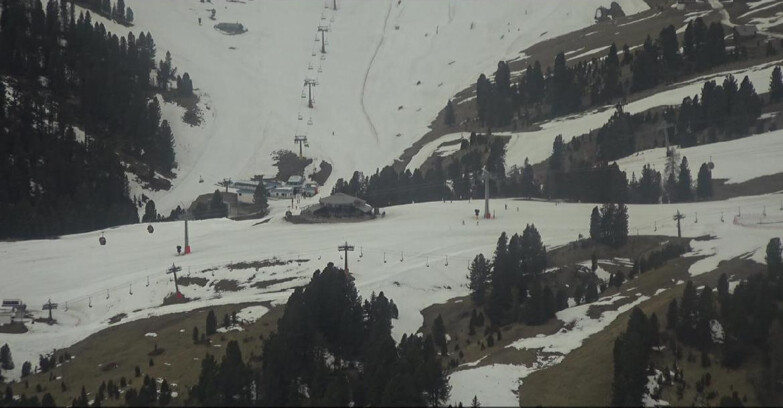 Webcam Пампеаго - Предаццо - Оберегген	 - Mountain hut Latemar