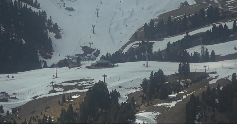 Webcam Pampeago  - Predazzo -  Obereggen - Mountain hut Latemar