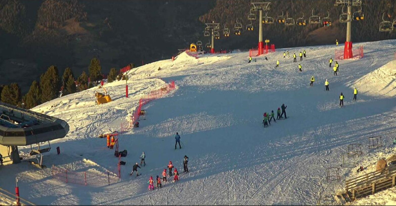 Webcam Alpe Cermis  - Chairlift and slope Lagorai