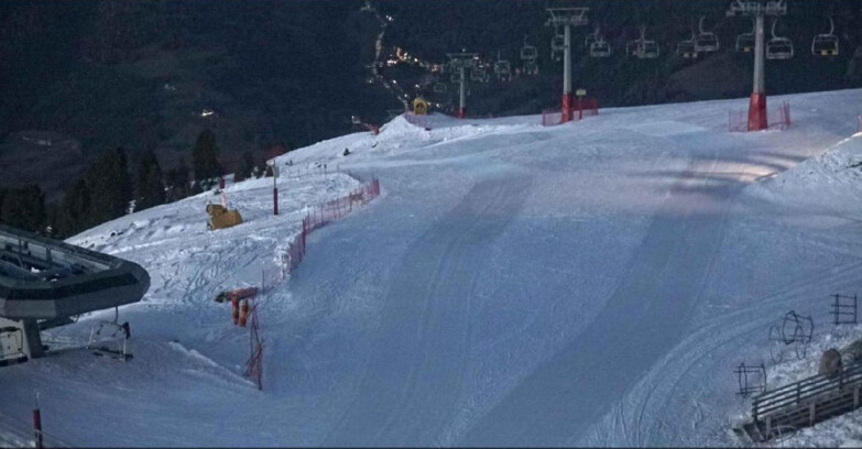 Webcam Alpe Cermis  - Chairlift and slope Lagorai