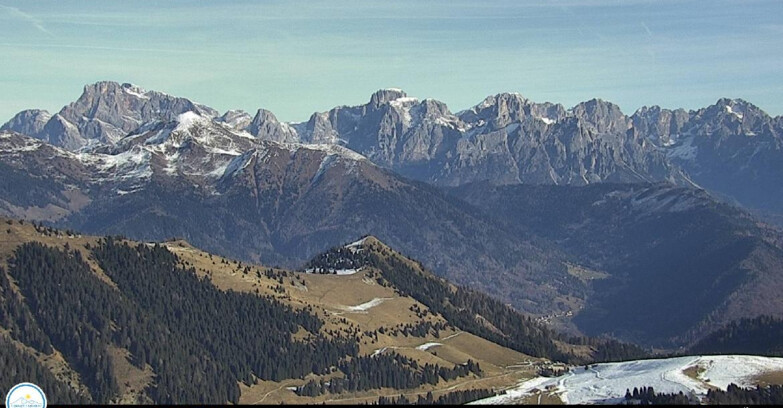 Webcam Passo Brocon-Marande - Brocon Pass and Pale di S.Martino 