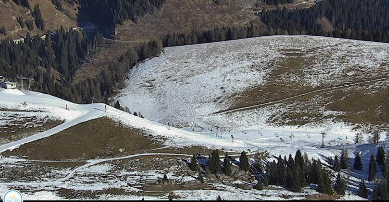 Webcam Passo Brocon-Marande - Pistes Paradiso and Lagorai 