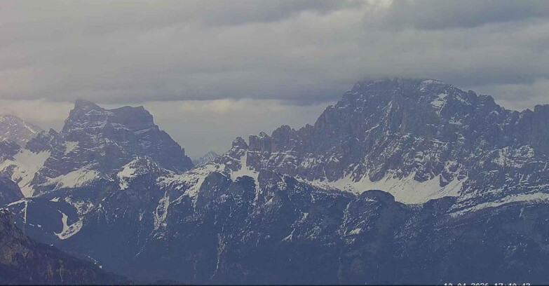 Webcam Passo San Pellegrino-Falcade  - Pelmo