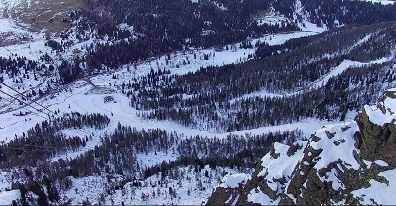Webcam Passo San Pellegrino-Falcade  - Pista Funivia