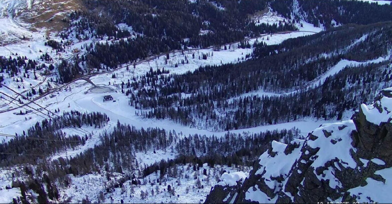 Webcam Passo San Pellegrino-Falcade  - Pista Funivia