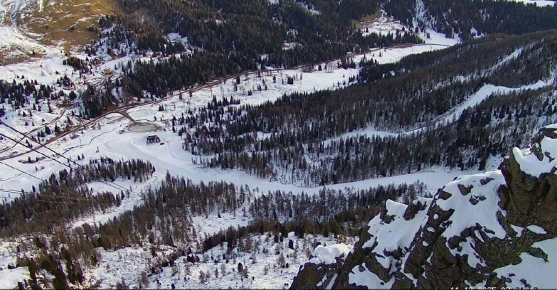 Webcam Passo San Pellegrino-Falcade - Pista Funivia