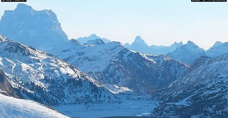 Webcam Canazei-Belvedere  - Lago e Passo Fedaia