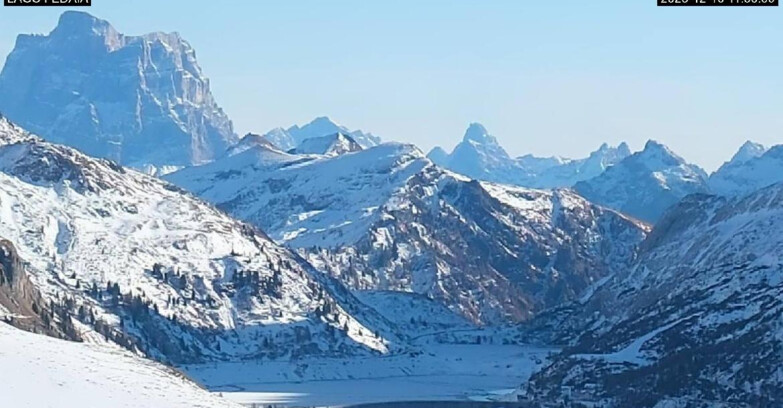 Webcam Canazei-Belvedere  - Lago e Passo Fedaia