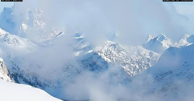 Webcam Canazei-Belvedere - Lago e Passo Fedaia