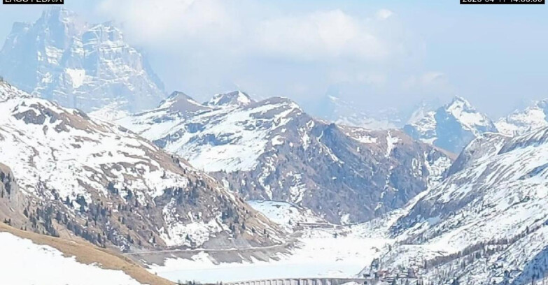 Webcam Canazei-Belvedere - Lago e Passo Fedaia