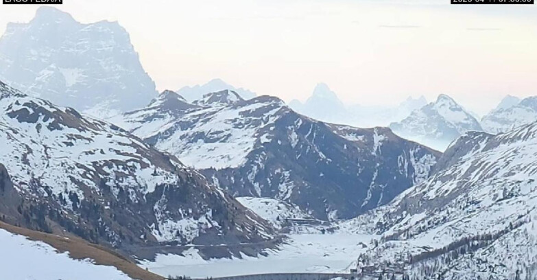 Webcam Canazei-Belvedere - Lago e Passo Fedaia