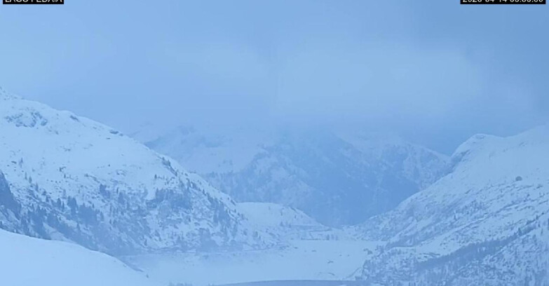 Webcam Canazei-Belvedere - Lago e Passo Fedaia