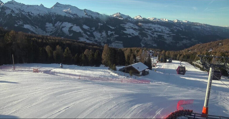 Webcam Bellamonte-Alpe Lusia - Pista Le Fassane e Morea Snowpark