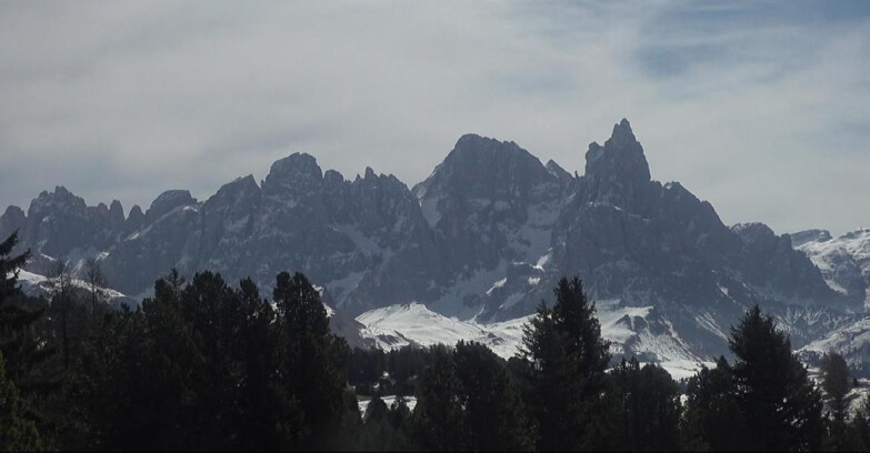 Webcam Белламонте-Альпе-Лусиа  - Pale di San Martino