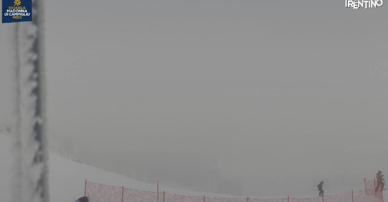 Webcam Pinzolo - Rifugio Doss del Sabion - 2100m