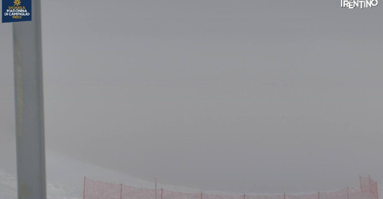 Webcam Pinzolo - Rifugio Doss del Sabion - 2100m