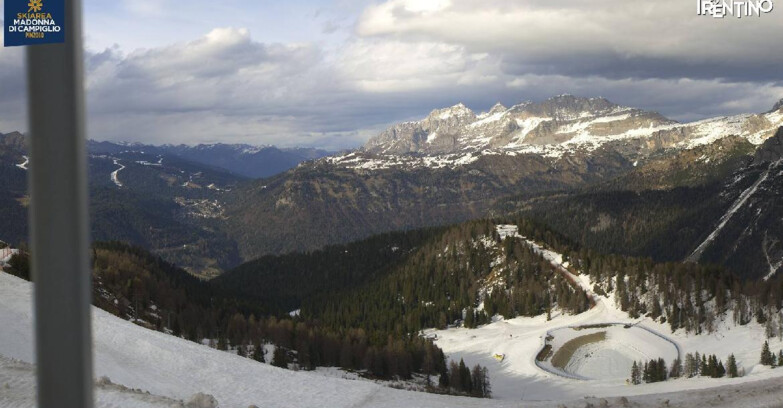 Webcam Пинцоло - Rifugio Doss del Sabion - 2100m