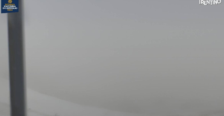 Webcam Pinzolo - Rifugio Doss del Sabion - 2100m