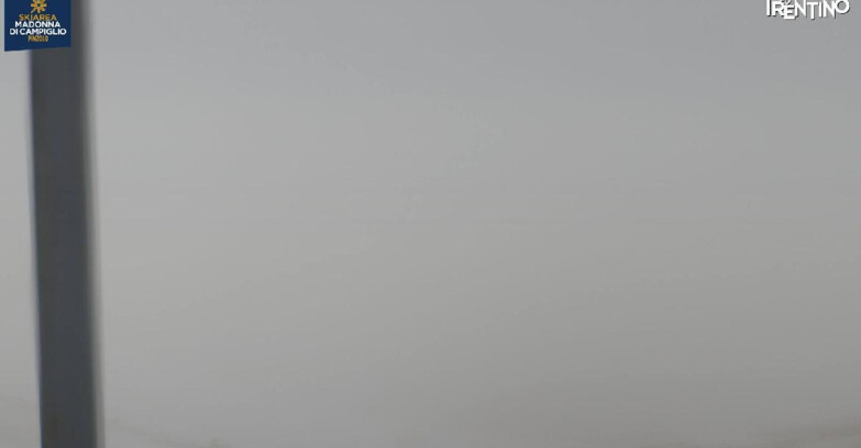 Webcam Pinzolo - Rifugio Doss del Sabion - 2100m