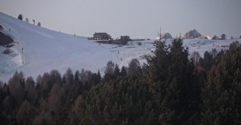 Webcam Bellamonte-Alpe Lusia - Pista Dolomitica