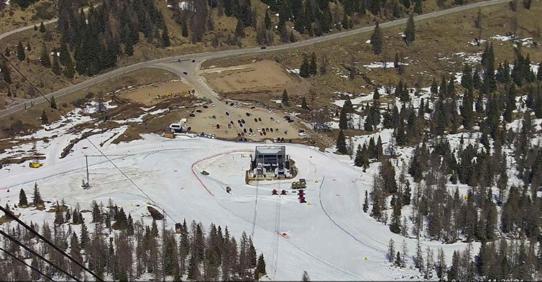 Webcam Пассо Сан-Пеллегрино-Фалькаде  - Panorama N-E