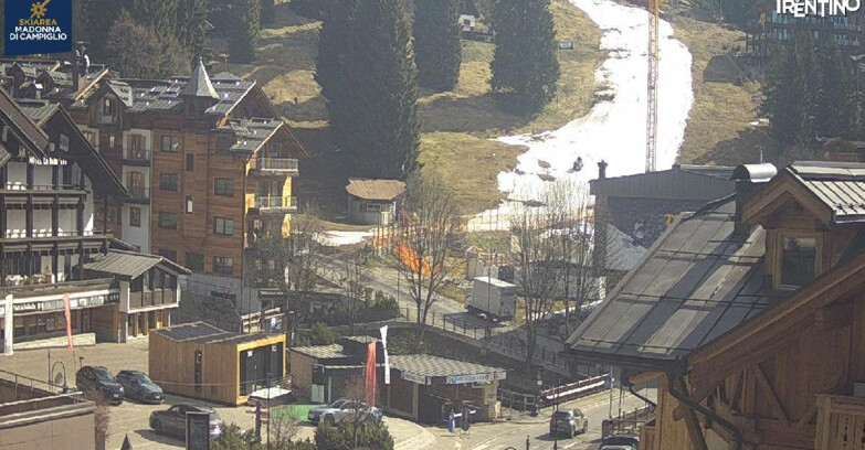 Webcam Madonna di Campiglio (Skiarea Campiglio Dolomiti di Brenta - Val di Sole Val Rendena) - Madonna di Campiglio