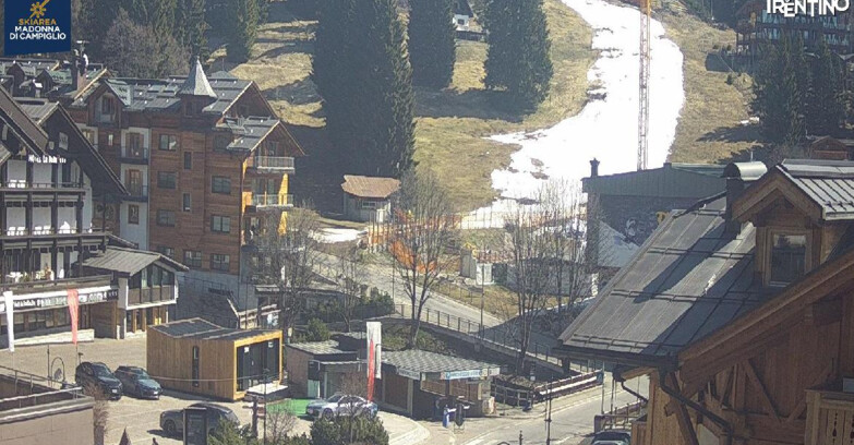 Webcam Madonna di Campiglio (Skiarea Campiglio Dolomiti di Brenta - Val di Sole Val Rendena) - Madonna di Campiglio