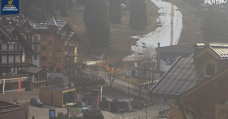 Webcam Madonna di Campiglio (Skiarea Campiglio Dolomiti di Brenta - Val di Sole Val Rendena) - Madonna di Campiglio