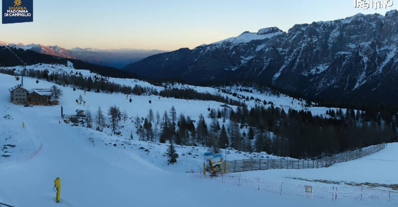 Webcam Madonna di Campiglio - Rifugio Viviani