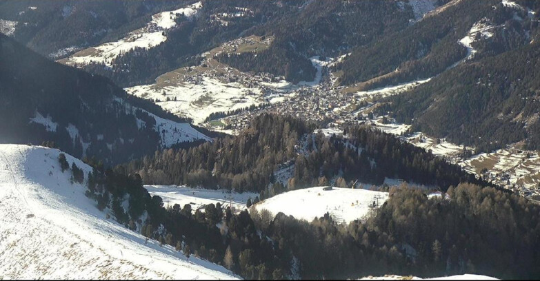Webcam Pozza di Fassa-Aloch-Buffaure  - Sasso Lungo und Sasso Piatto