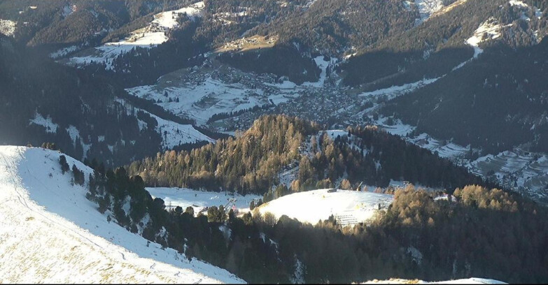 Webcam Pozza di Fassa-Aloch-Buffaure  - Sasso Lungo und Sasso Piatto