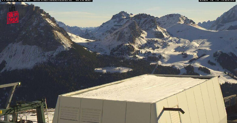 Webcam Campitello-Mazzin-Col Rodella  - Canazei - Belvedere - Skiarea Belvedere