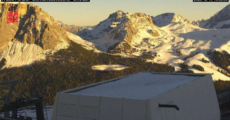 Webcam Campitello-Mazzin-Col Rodella  - Canazei - Belvedere - Skiarea Belvedere