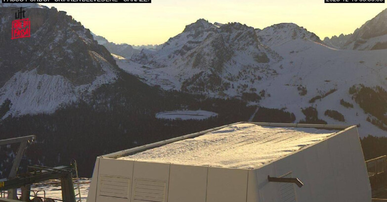 Webcam Campitello-Mazzin-Col Rodella  - Canazei - Belvedere - Skiarea Belvedere