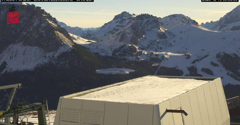 Webcam Campitello-Mazzin-Col Rodella  - Canazei - Belvedere - Skiarea Belvedere